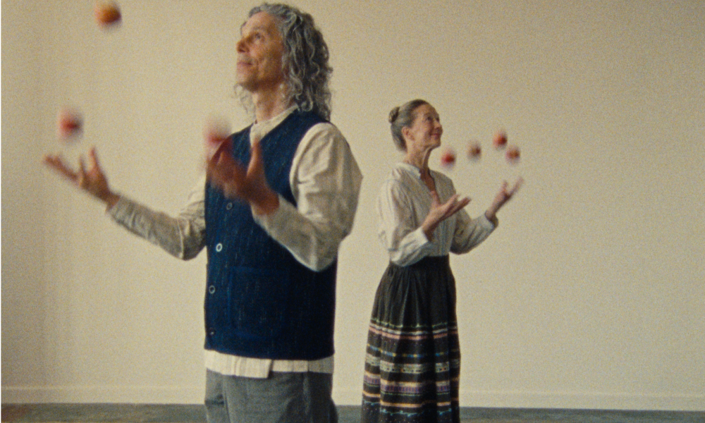 Gandini Juggling x TOAST